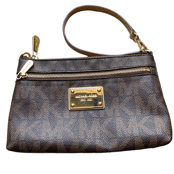 EUC - Michael Kors Large Jet Set Wristlet - Picture 2 of 6